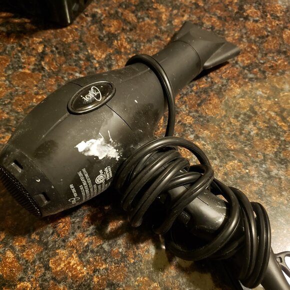 Blowdryer, it works - Picture 1 of 1